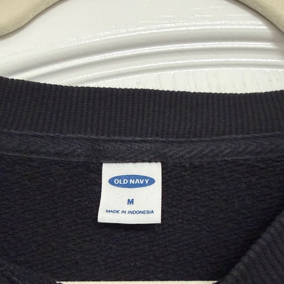 Old Navy - SoComfy Relaxed Tunic Sweatshirt - Picture 7 of 8